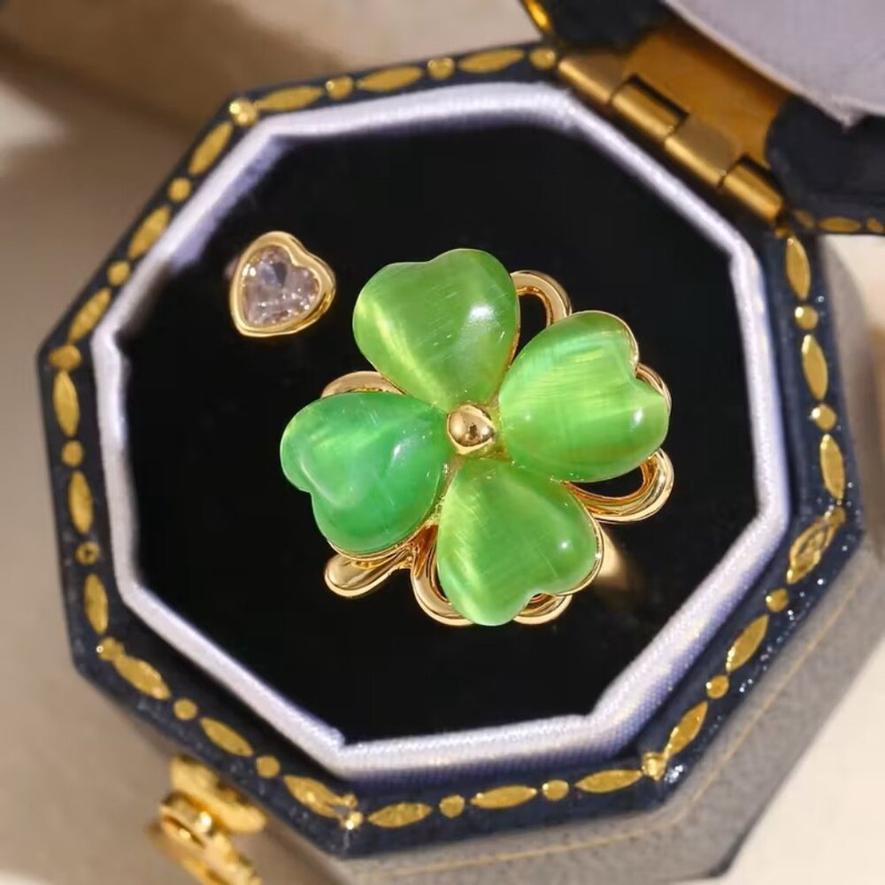 Spinning Green Four Leaf Clover Adjustable Ring Z314